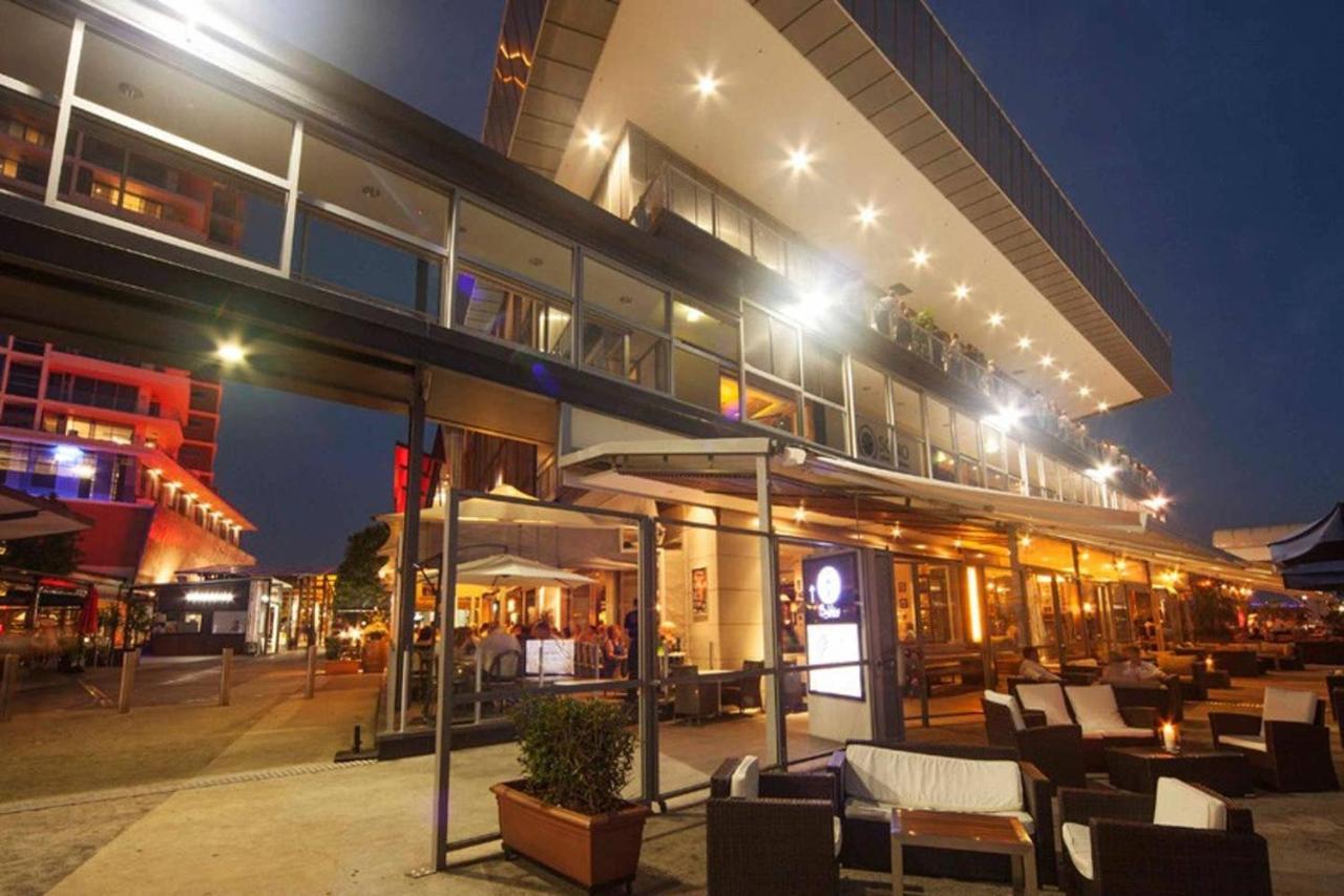 بريزبين Riverside Living In Portside Wharf Hamilton المظهر الخارجي الصورة